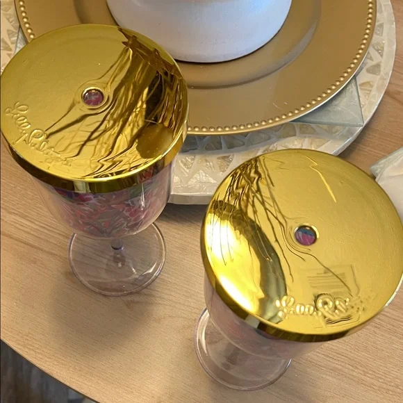 NWOT Lilly Pulitzer Shiny Gold Wine Glasses And Covers (set of 2) - Picture 3 of 3